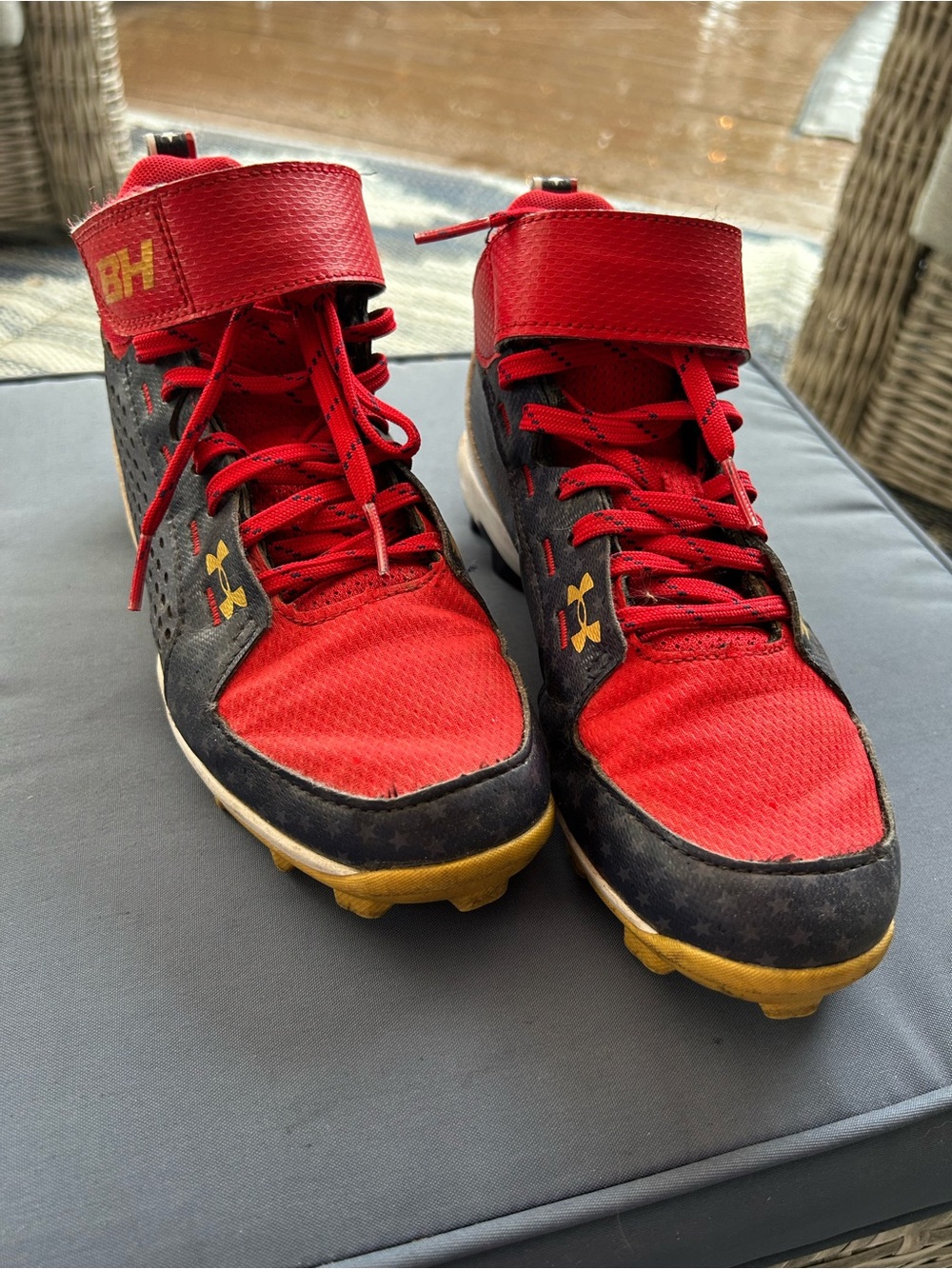 Under Armour Bryce Harper Kids Baseball Cleats (Red and Gold)